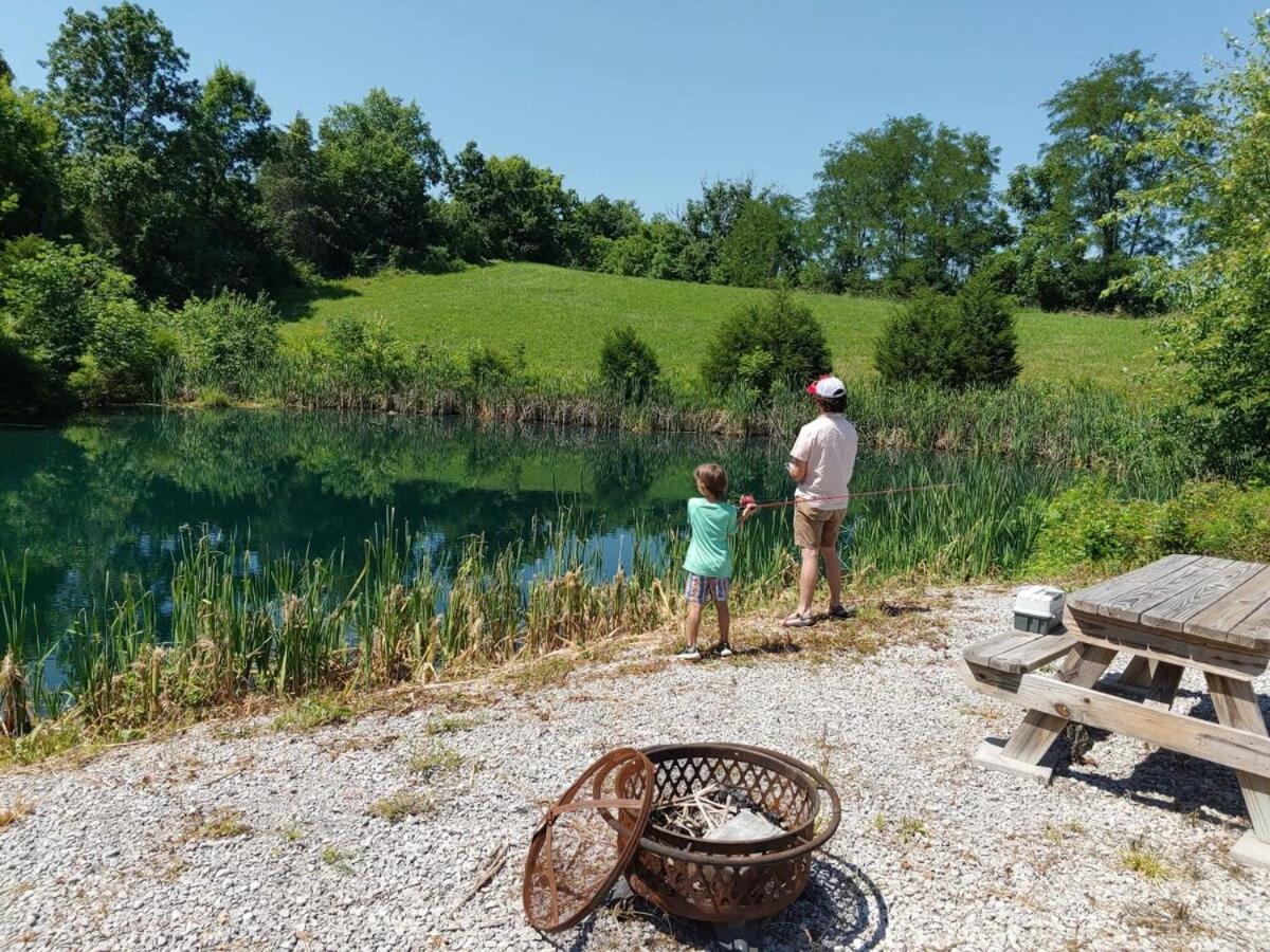 Big Family Lodge Near Ark Sleeps 16 Williamstown Buitenkant foto